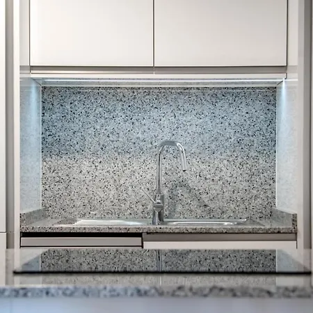 Guzman - Anais Calpe